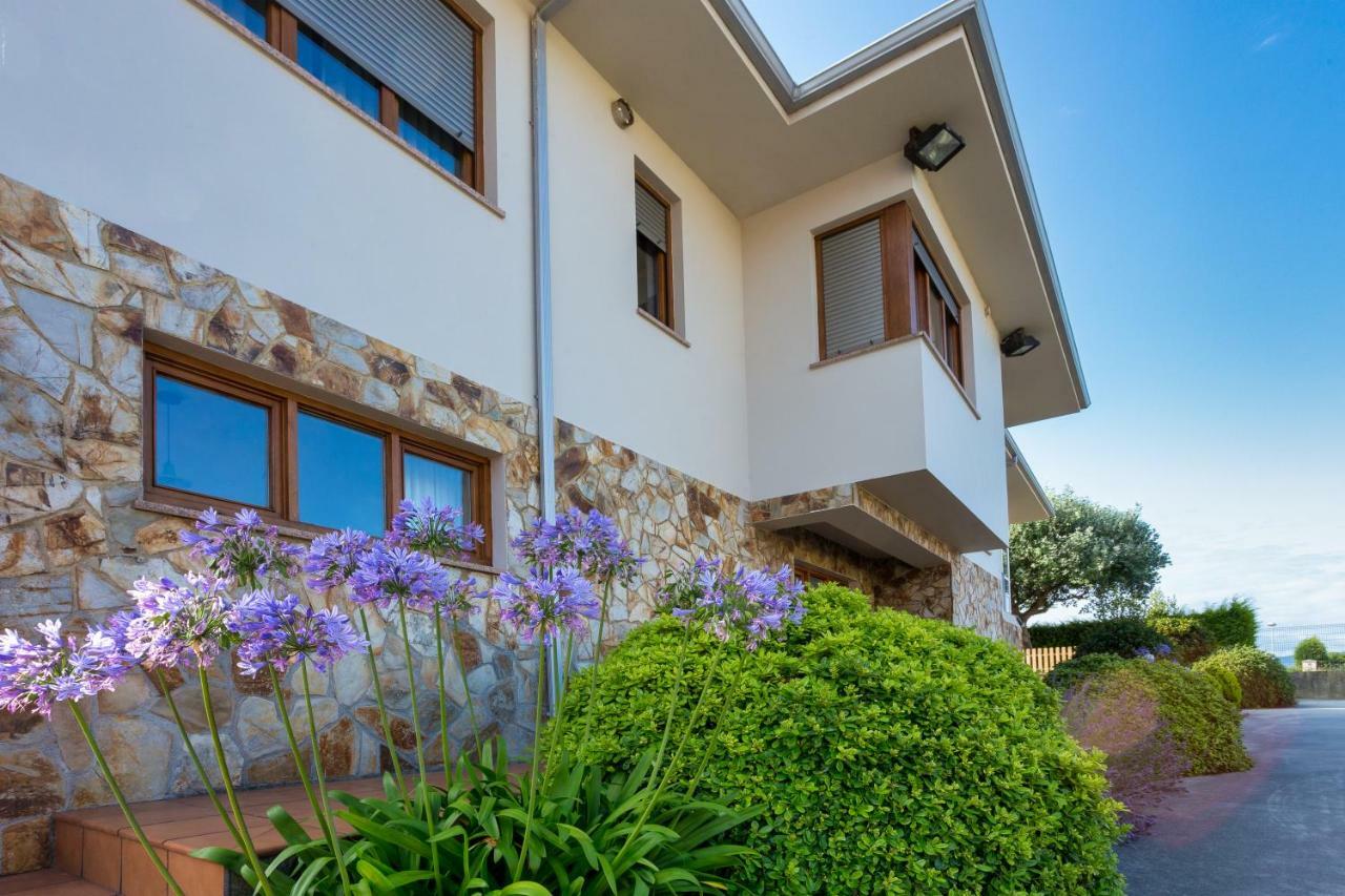 Apartamentos Barcella Tapia ตาเปีย เด กาซาเรียโก ภายนอก รูปภาพ